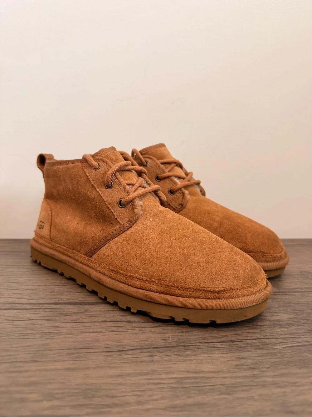 UGG Men's BOOTS  Neumel Boots Chestnut Men's Size 9 Authentic EURO 43 EUC